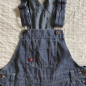 Women’s Dickies overalls, NWT XS